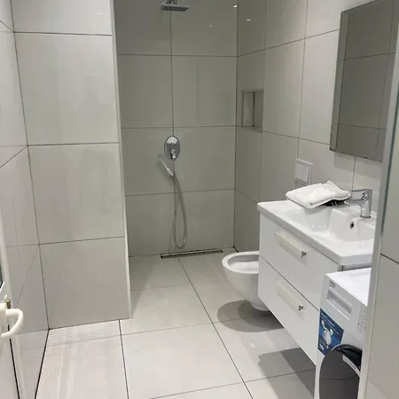 Apartment Franco Tirana