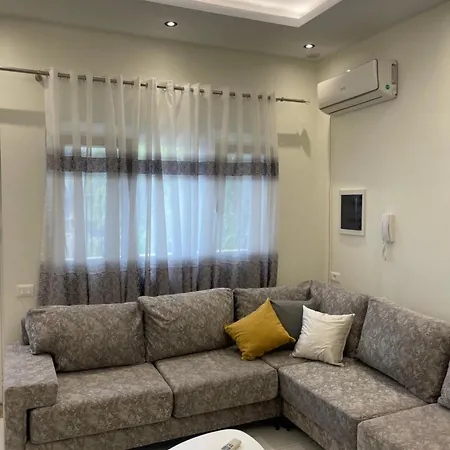 Appartement Franco Tirana